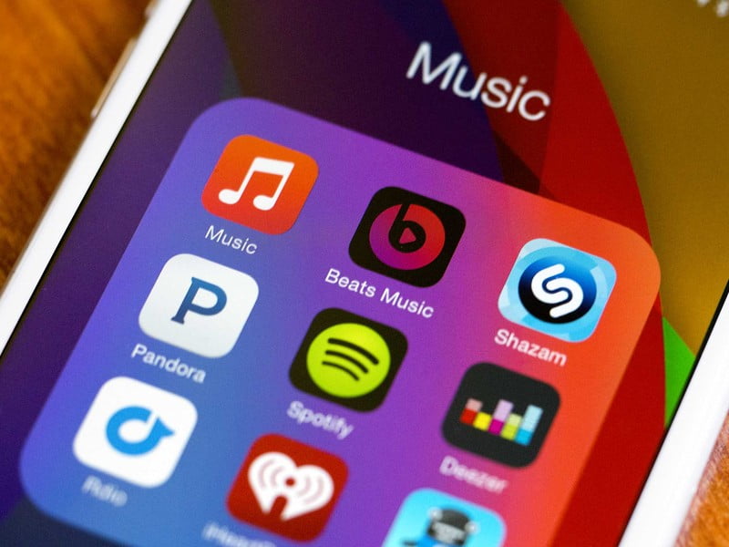 how to play music in iphone for free