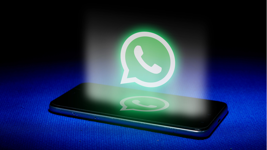 How to Hack WhatsApp Easily and Without Being Noticed