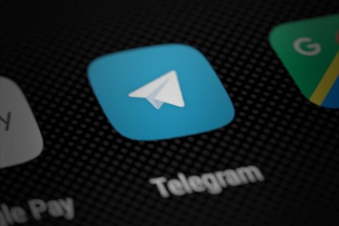 10 Useful Telegram Bots That Make Your Life Easier and Entertain