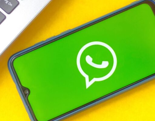 How to stop WhatsApp messenger from saving images to the Photos app