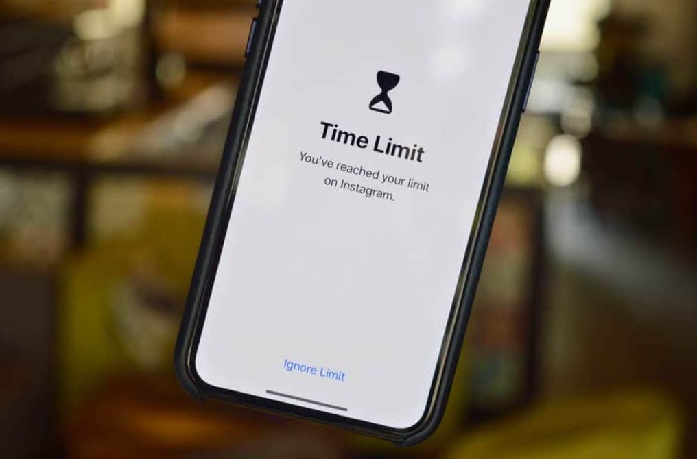How To Lock Apps On iPhone using Password Or TouchID