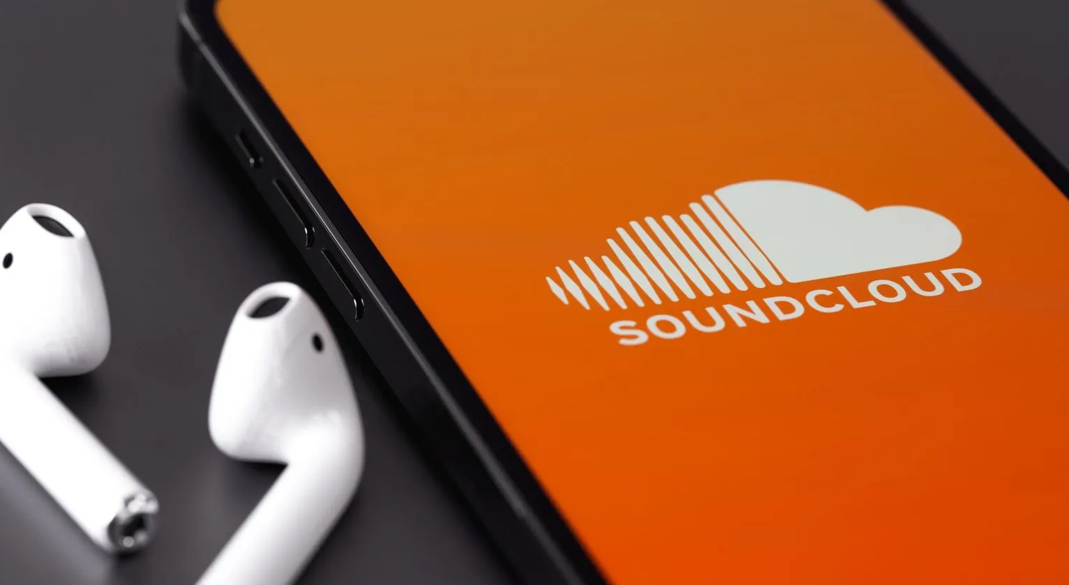 How to Download Music from SoundCloud for Offline Listening